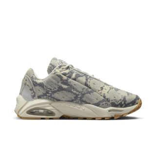 Fecha de lanzamiento del NOCTA Hot Step "Light Bone" (DR0508-001) 