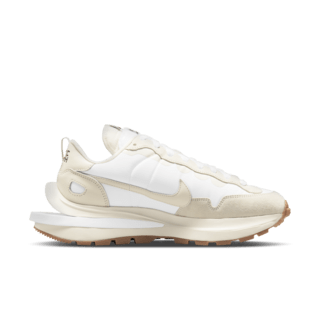วันเปิดตัว Nike x sacai VaporWaffle “White and Gum” (DD1875-100)