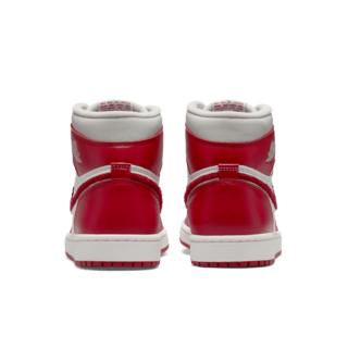 วันเปิดตัว Air Jordan 1 "Varsity Red" ผู้หญิง (DJ4891-061)