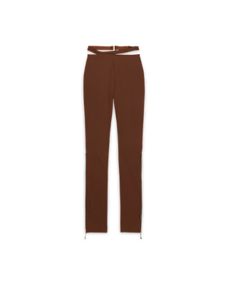 วันเปิดตัวคอลเลกชัน Nike x Jacquemus Bottoms Apparel