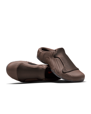 วันเปิดตัว Clogposite "Ironstone and Black" (HF2900-001)