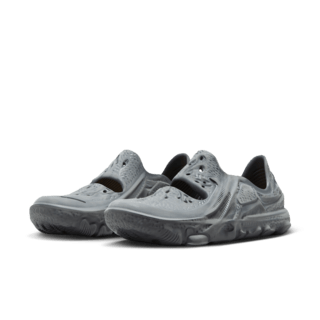 วันเปิดตัว ISPA Universal "Smoke Grey" (DM0886-001) 