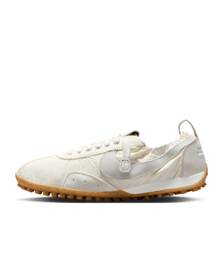 Moon Shoe x Jacquemus 'Soft Pearl and Sail' voor dames (HV8547-002) — releasedatum