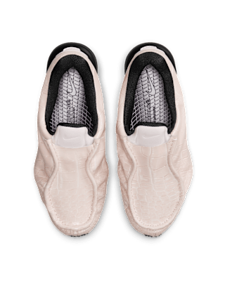 Women's Air Max Dolce Leather 'Pearl Pink and Pale Pink' (IR8665-600) Release Date