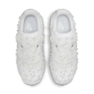 Women’s Air Force 1 with Swarovski® retroreflective crystals 'Triple White' (CV7668-100) Release Date