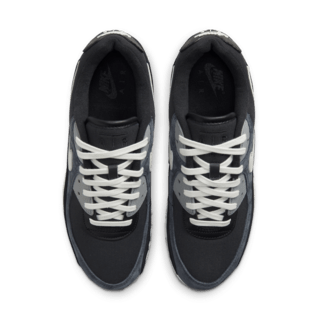 วันเปิดตัว Air Max 90 “Off Noir”