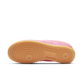 วันเปิดตัว Air Force 1 Experimental “Racer Pink”