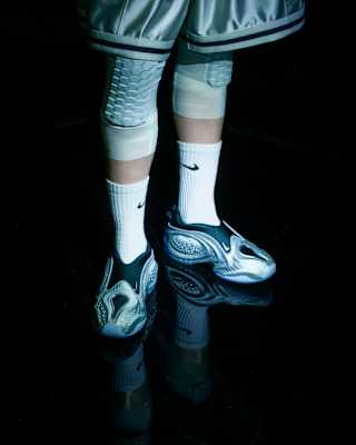 First Sight Shadow Low "Metallic Silver and Black" para mulher (HQ2410-002) – Data de lançamento