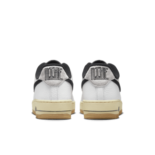 Fecha de lanzamiento del Air Force 1 '07 "Black and Summit White" para mujer (DR0148-101)