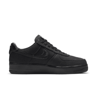 【NIKE公式】エア フォース 1 x ステューシー 'Triple Black' (CZ9084-001 / AF 1 LOW X STÜSSY)
