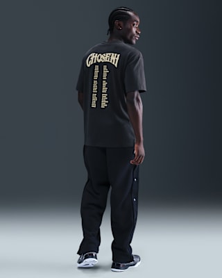 Colección de ropa LeBron "Uncharted"