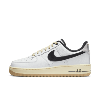 Fecha de lanzamiento del Air Force 1 '07 "Black and Summit White" para mujer (DR0148-101)