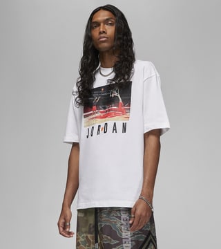 วันเปิดตัว Jordan x UNDEFEATED Apparel Collection