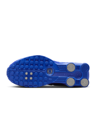 Fecha de lanzamiento de los Shox R4 "Racer Blue and Metallic Silver" (HJ7303-445)