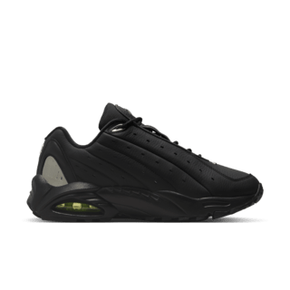 Data de llançament de les NOCTA Hot Step "Triple Black" (DH4692-001)