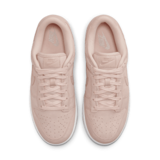 วันเปิดตัว Dunk Low "Pink Oxford" ผู้หญิง (DV7415-600)