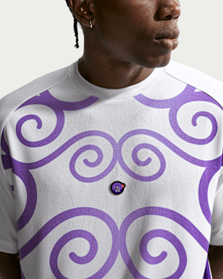 Kolekcja odzieży Nike x One Piece – data premiery