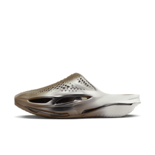 วันเปิดตัวรองเท้าแตะ 005 x MMW "Dark Khaki" (DH1258-200)