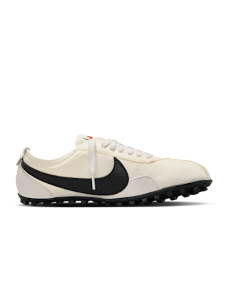 Fecha de lanzamiento de los tenis Moon "Soft Pearl and Black" para mujer (II0407-001)