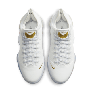 LeBron 19 低筒鞋 x TITAN 'Beyond the Seas' (DV3334-100) 發售日期