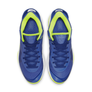 วันเปิดตัว LeBron 8 V/2 Low "Treasure Blue"