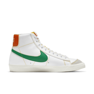 【NIKE公式】ブレーザー MID '77 ビンテージ 'Rayguns' (DD9239-100 / BLAZER MID '77 VINTAGE)