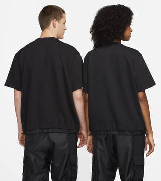 วันเปิดตัว Nike x sacai Apparel Collection