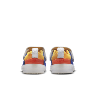 Toddler LeBron 18 SE x Space Jam: A New Legacy 'Hyper Royal' Release Date