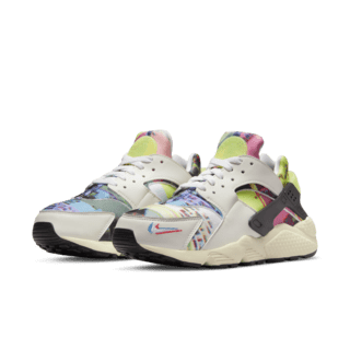 Fecha de lanzamiento del Air Huarache "Game" (DX3264-902) para mujer