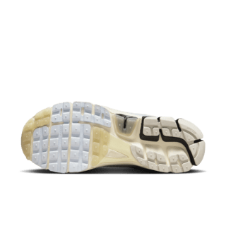 Zoom Vomero 5 'Light Bone and Black' (FN7649-110) 發售日期