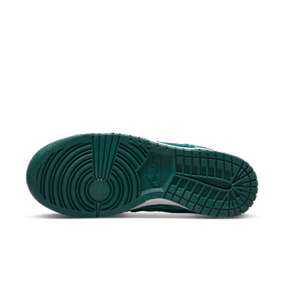 วันเปิดตัว Dunk Low "Atomic Teal" ผู้หญิง (DZ5224-300)