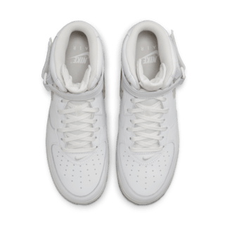 Air Force 1 中筒鞋 '07 'Color of the Month' (DZ2672-101) 發售日期
