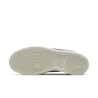 วันเปิดตัว AJKO 1 "White and Black" (DO5047-100)