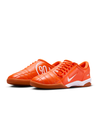 Total 90 ‚Safety Orange‘ (HJ9351-800) – datum uvedení