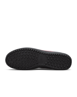 วันเปิดตัว Field General '82 "White and Varsity Red" (FQ8762-100)