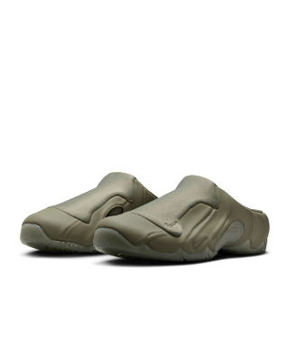 Releasedatum för Clogposite "Light Army" (HF2900-300)