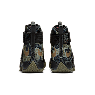 ZOOM LEBRON SOLDIER 10