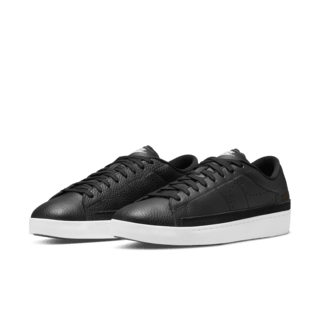 วันเปิดตัว Blazer Low X “Black”