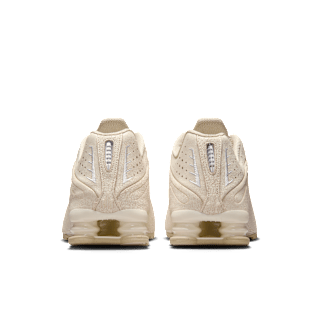 【NIKE公式】ショックス R4 'Natural and Metallic Silver' (IO4544-100) 発売日