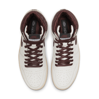 วันเปิดตัว Air Jordan 1 x A Ma Maniére "Sail and Burgundy" (DO7097-100)