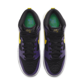 วันเปิดตัว Dunk High “Court Purple”