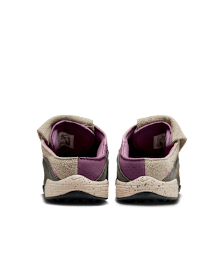 Releasedatum för Nike x Kids Of Immigrants "KOI T90 Mule" (IH4422-200)