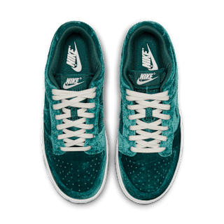 วันเปิดตัว Dunk Low "Atomic Teal" ผู้หญิง (DZ5224-300)