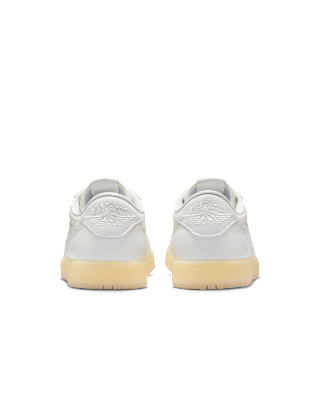 Lanceringsdato for Air Jordan 1 Low "Sail and Coconut Milk" (IF4391-100)