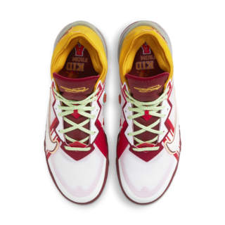 วันเปิดตัว LeBron 18 Low x Mimi Plange “Higher Learning”