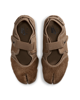 【NIKE公式】レディース エア リフト 'Dark Driftwood' (IO4884-200) 発売日