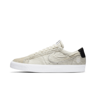 SB Dunk Low x MEDICOM TOY „BE@RBRICK” – megjelenési dátum