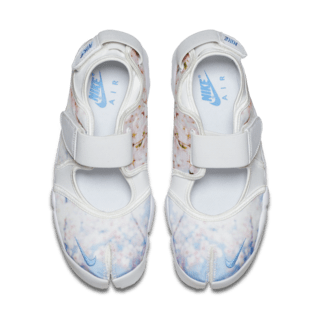 WMNS AIR RIFT