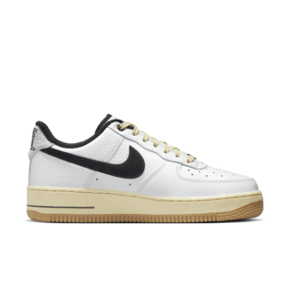 Fecha de lanzamiento del Air Force 1 '07 "Black and Summit White" para mujer (DR0148-101)