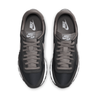 Ημερομηνία κυκλοφορίας του Air Pegasus '83 "Cave Stone"